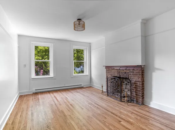 217 East 5th Street 6A image 2 of 10