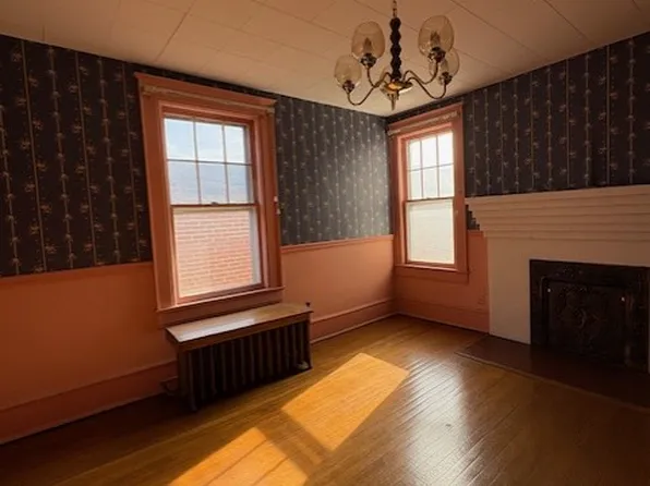 1701 Jefferson St #2, Bluefield, WV 24701