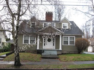 2345 SE Pine St, Portland, OR 97214