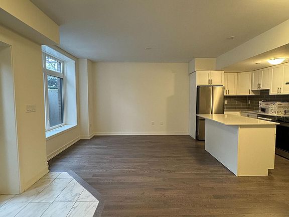 3rd image of 58 Elizabeth St S #2108