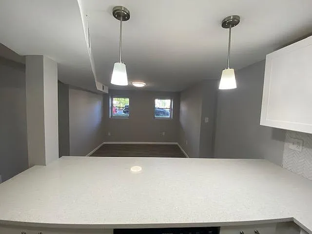 2541 N Ridgeway Ave #G — Photo 4