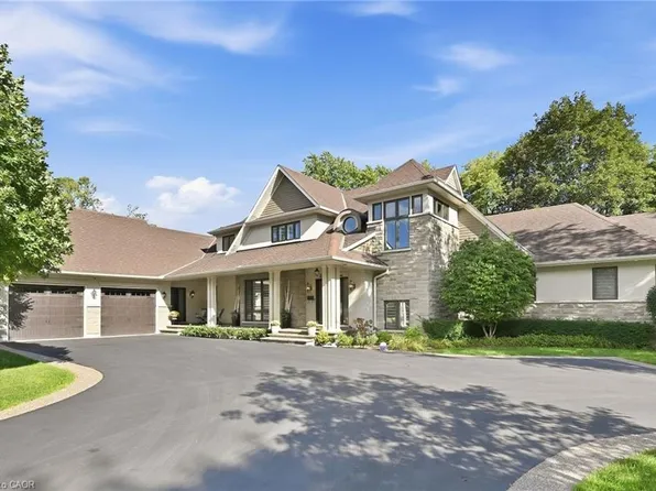 534 Ann Ave, Burlington, ON L7T 2S6