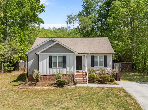 512 Bragg Ln, Hurdle Mills, NC 27541