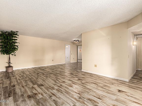 3rd image of 13410 W ALEPPO Drive