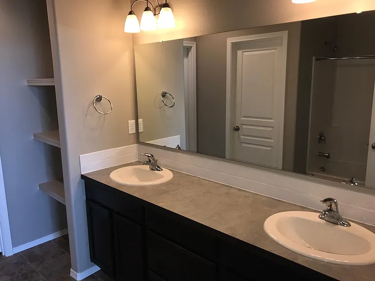 dual vanities in master bath