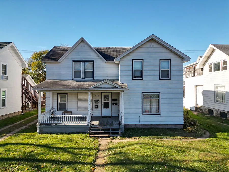 1 bed, $975 — Photo 1