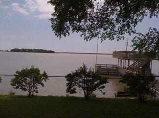 166 King Arthur Rd, Mabank, TX 75156