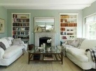 2109 Washington Rd, Peoria, IL 61571