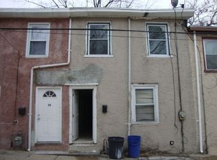 34 N 10th St, Darby, PA 19023