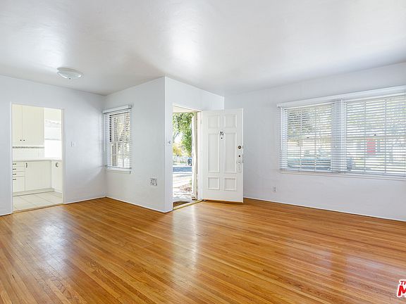 4th image of 3610 Military Ave