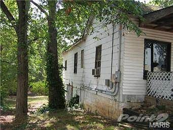 2nd image of 315 Fletcher St