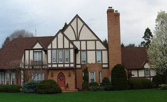 1st image of 309 E Elmwood Ave