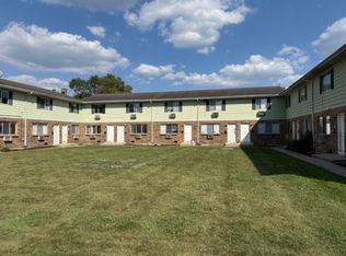 3 Bed 1.5 Bath Townhome in Wyoming, Wyoming, MI 49519