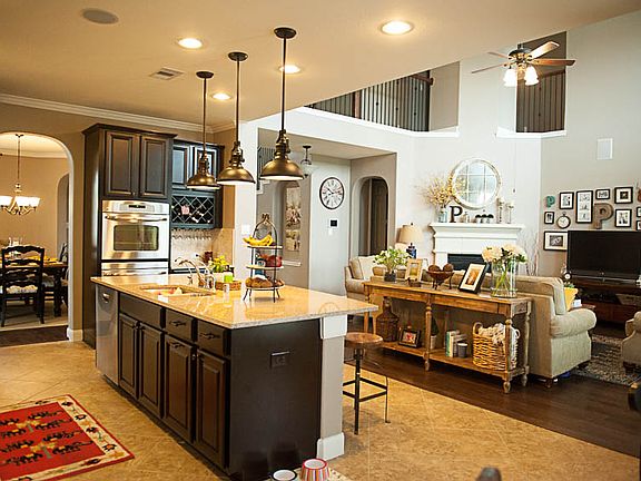 2nd image of 27402 Starlight Canyon Ln