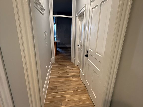 5th image of 1710 Central Ave #201