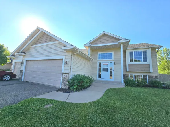 1125 Pioneer Trl SE, Cambridge, MN 55008