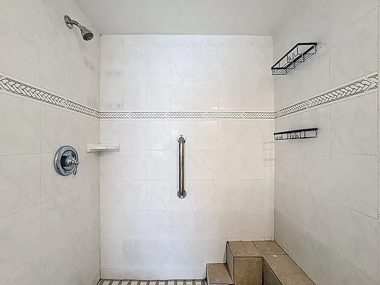 5977 Village Cir #5977 — Photo 7