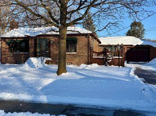 519 6th St NE, Clarion, IA 50525