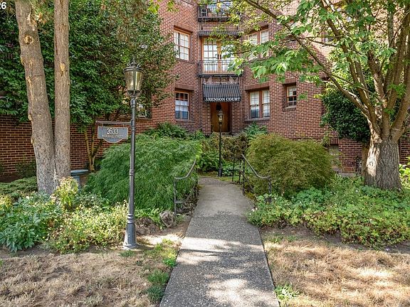 3rd image of 2533 NW Marshall St APT 103
