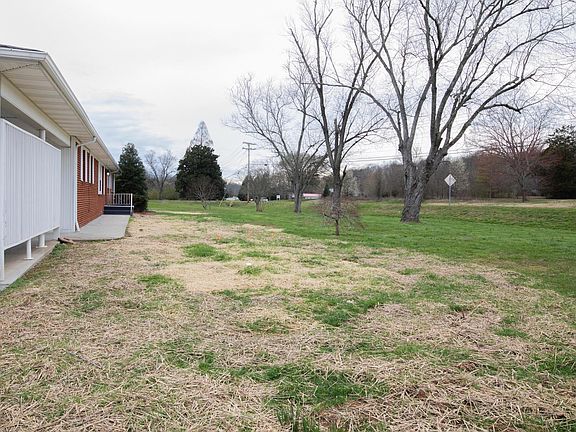 4th image of 106 Cedar Hills Dr