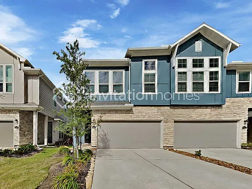 4019 Champlain Way Photo 1