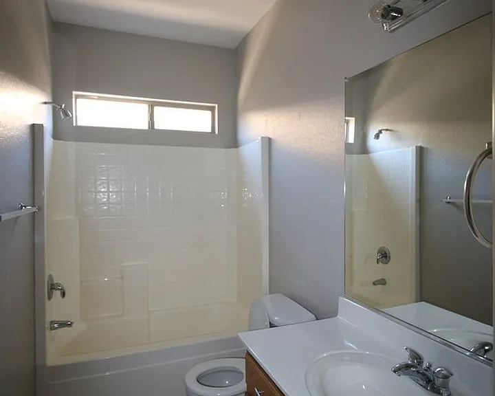 15225 W Shaw Butte Dr — Photo 9