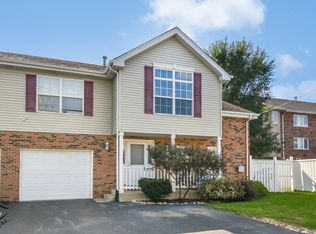 4755 155th St, Oak Forest, IL 60452