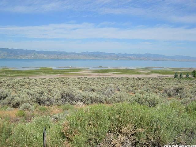 2nd image of 200 South 200 East