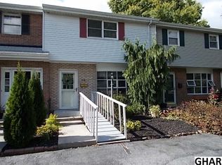 915 E Oak St, Palmyra, PA 17078