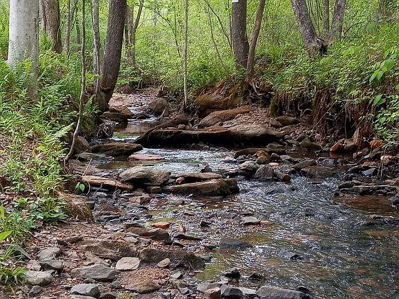 4th image of Trackrock Gap