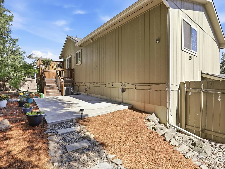 4724 S Keyes Ct — Photo 14