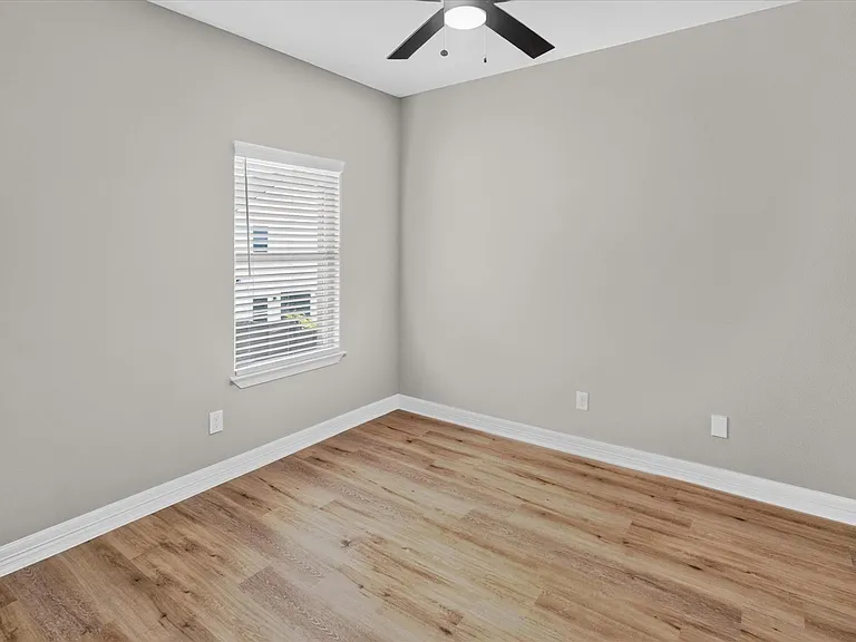 3323 Dennis St #A — Photo 12