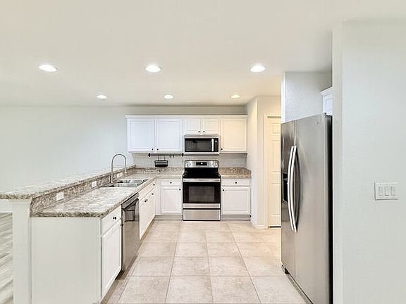 5th image of 7211 Merlot Sienna Ave #1