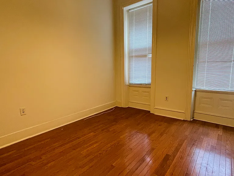 1128 N 3rd St #1F — Photo 12