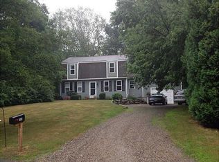 157 Hideaway Ln, North Kingstown, RI 02852
