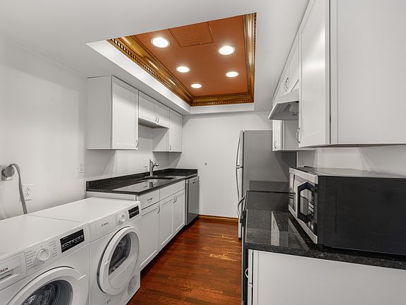 4th image of 160 S 600 E APT 307