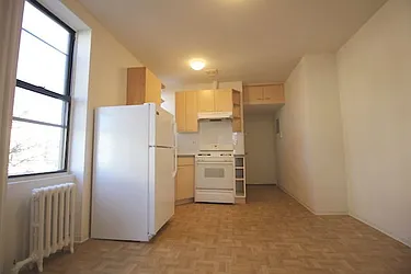 Rented by Capri Jet Realty Corp