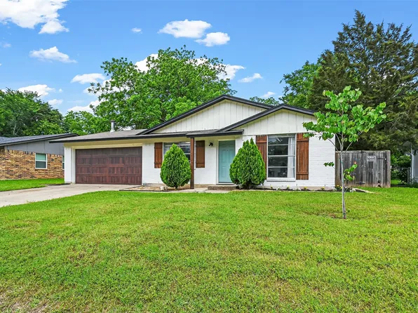 2403 McCormick St, Denton, TX 76205