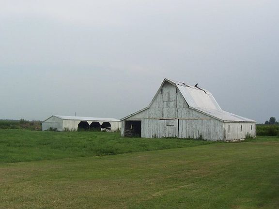 2nd image of 1542 E State Road 16