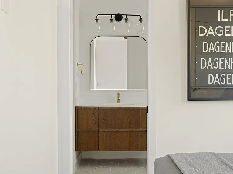2305 E 21st St #2 — Photo 9