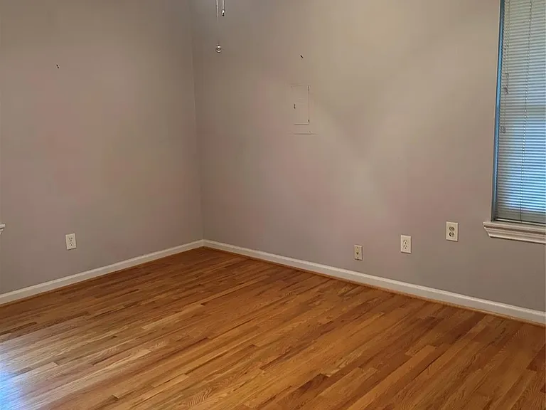 3815 Gardendale Dr — Photo 4