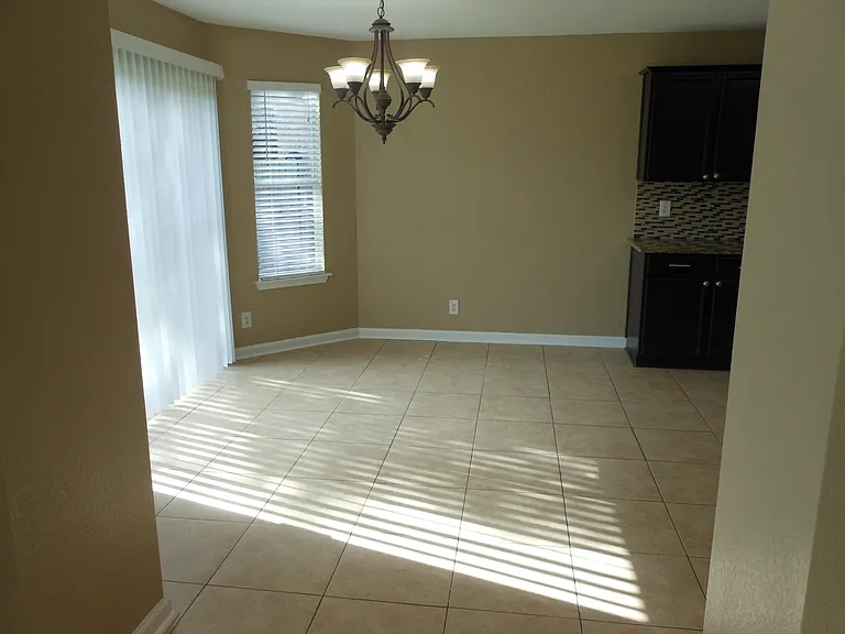 617 San Augustine Blvd — Photo 8