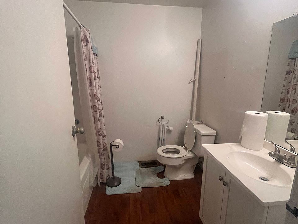 1st image of 198 Princeton Dr