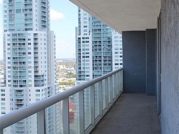 2nd image of 50 Biscayne Blvd APT 3611