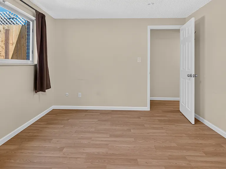 1434 Hover St #2 — Photo 22