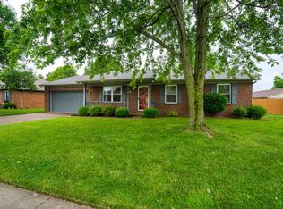 8977 Nevada Dr, Newburgh, IN 47630