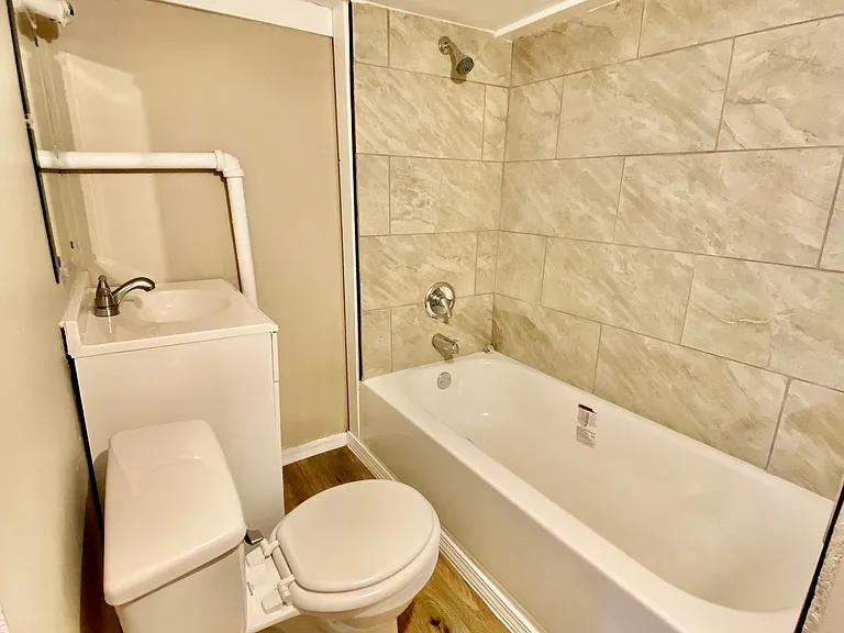 4229 Vermont St — Photo 9