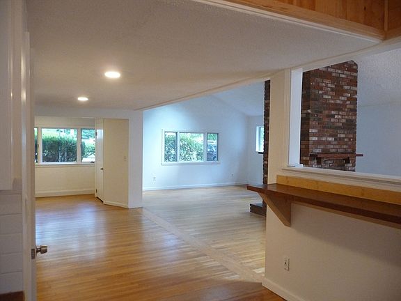 4th image of 58 Upland Rd