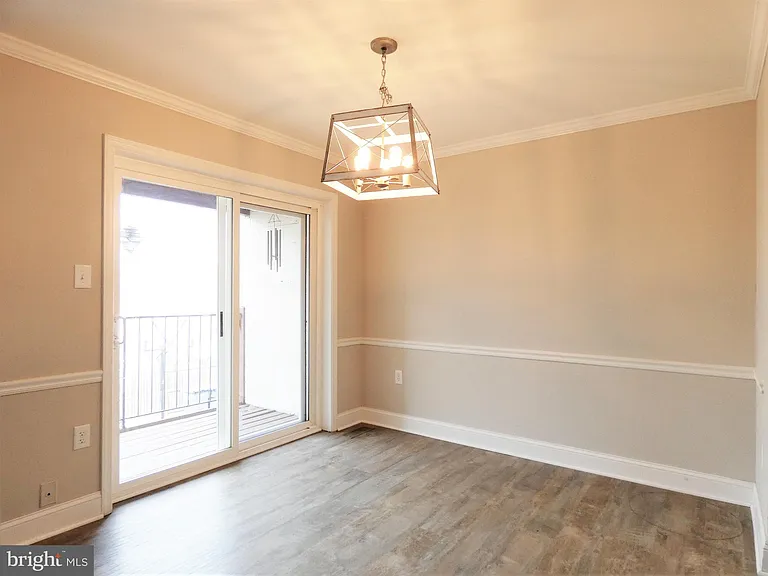 4128 Hamlin Ct — Photo 27