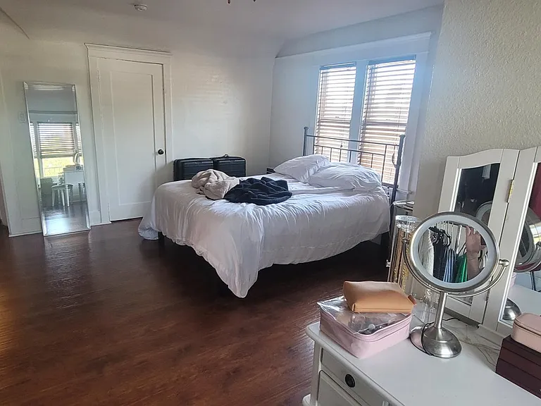 5826 Willoughby Ave #3 — Photo 25
